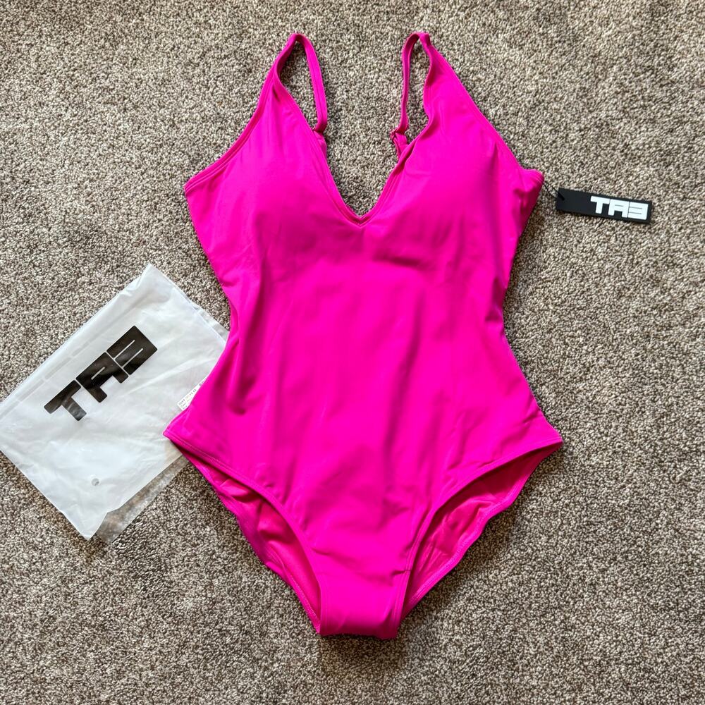 TA3 Plungey Shaping Slimming Swimsuit NWT Large Short Tummy Control $188 Pink